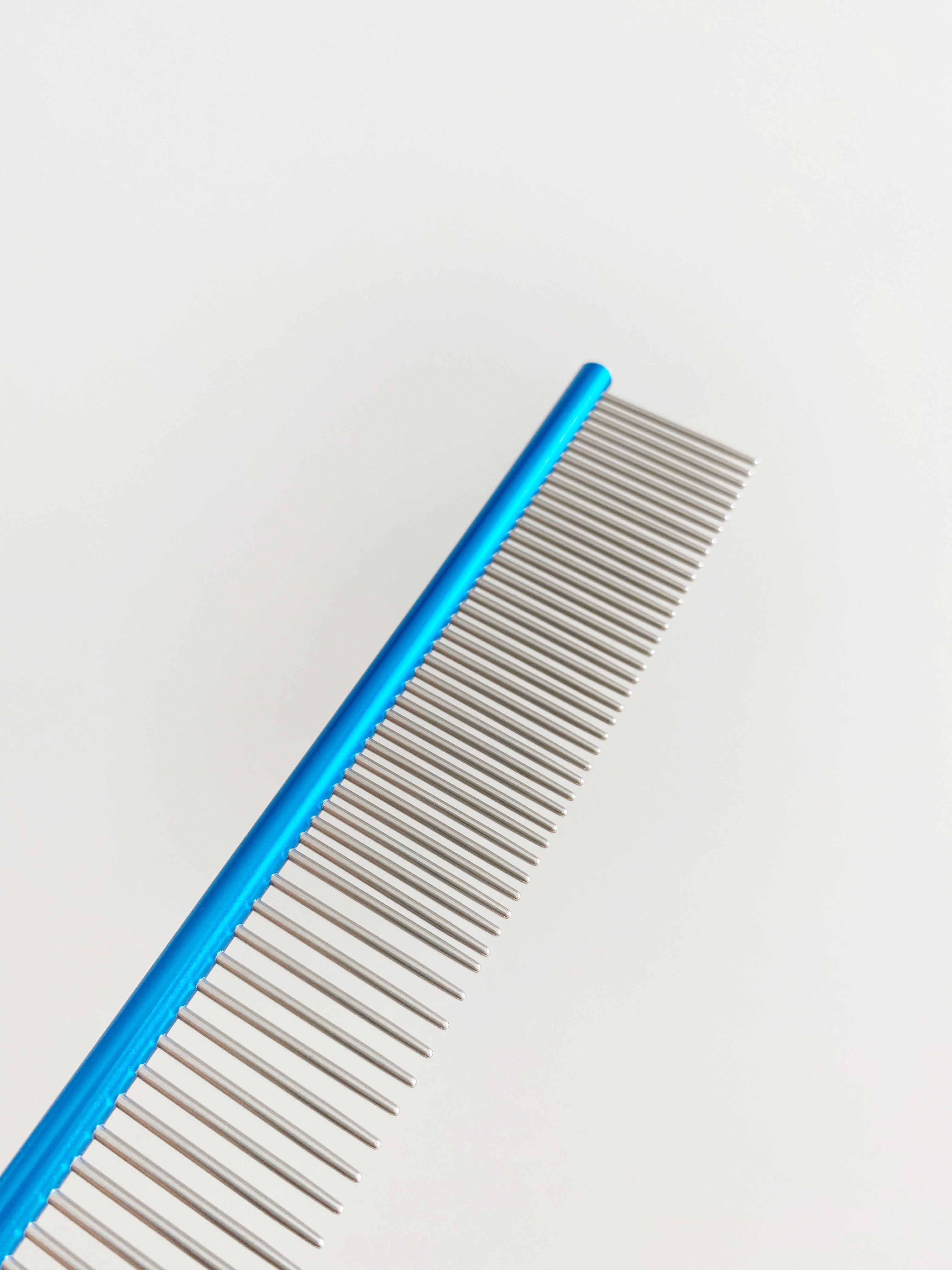 Metal clearance greyhound comb